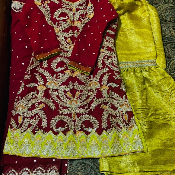 Pakistani party dress - Picture 2 of 2